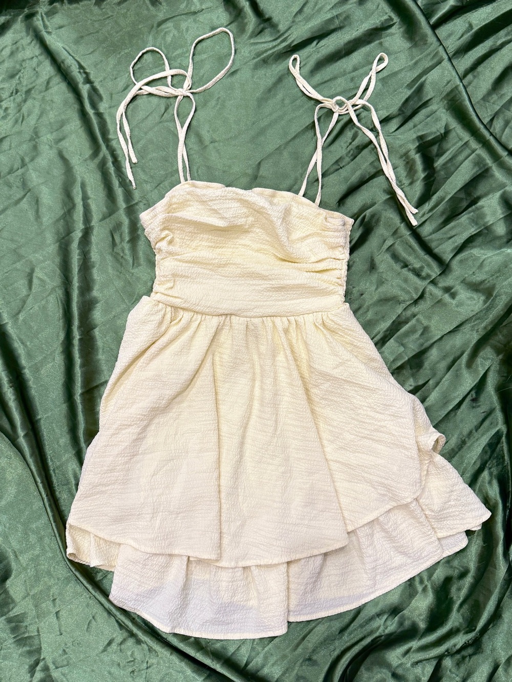 Cute Ruffle Tie-Back Mini Dress set of 2: Pink + butter Yellow Large - Picture 4 of 5